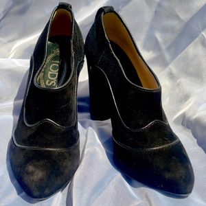 Tod’s Black Suede Ankle Booties
